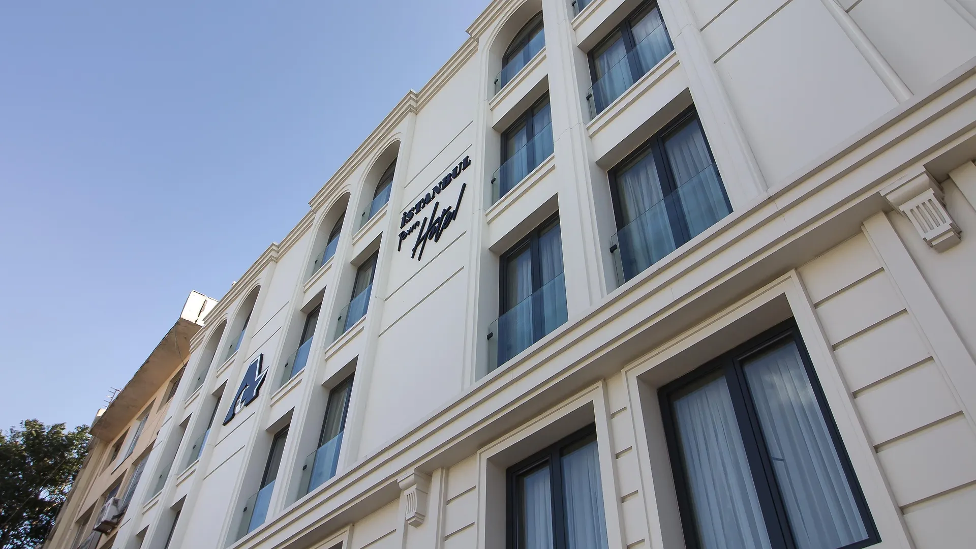Istanbul Town Hotel
