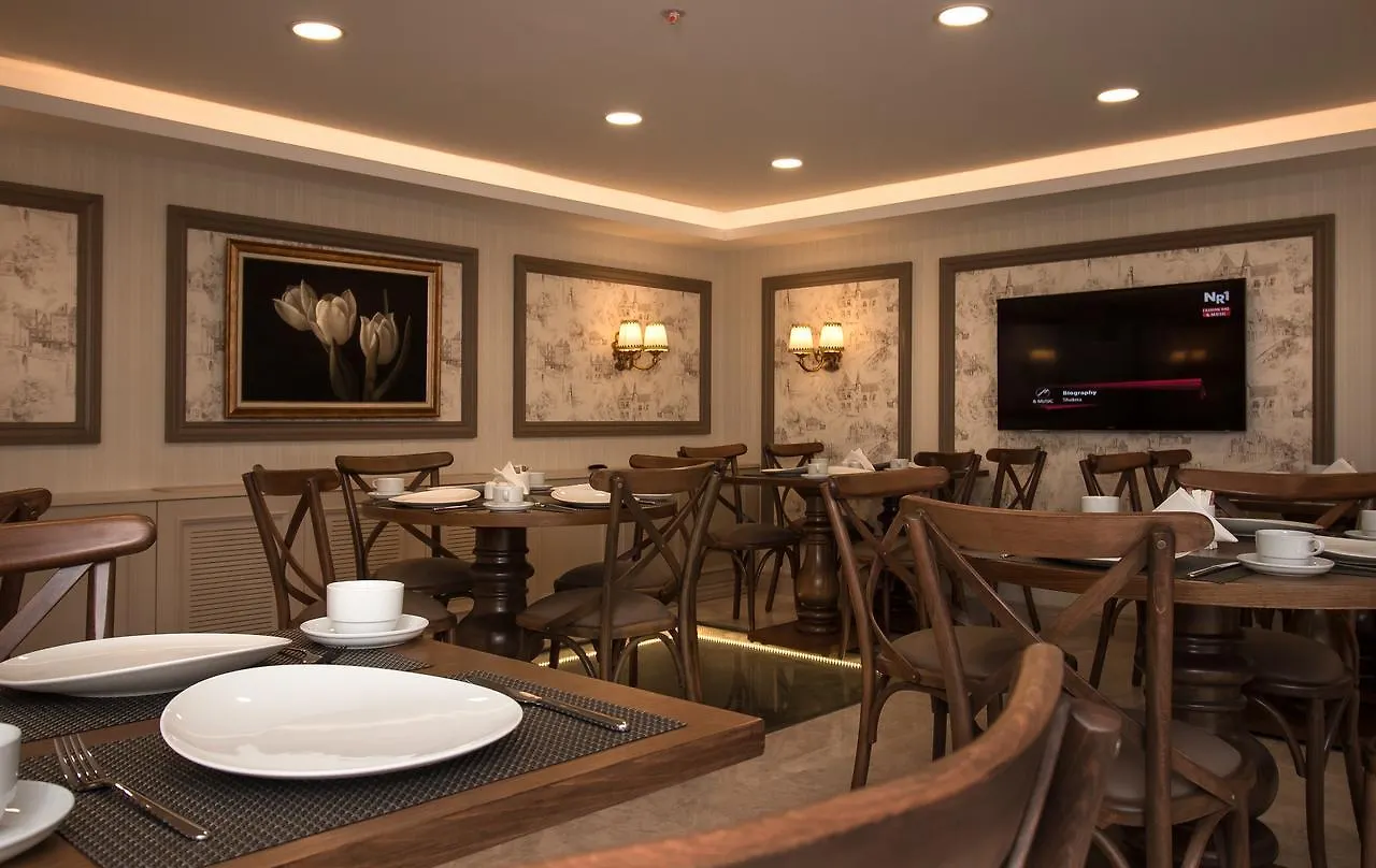 Istanbul Town Hotel