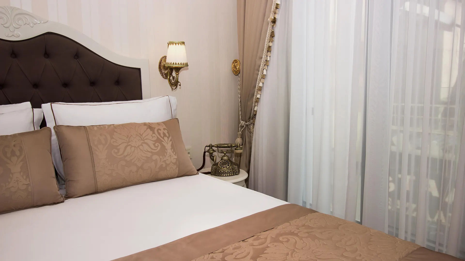 Istanbul Town Hotel