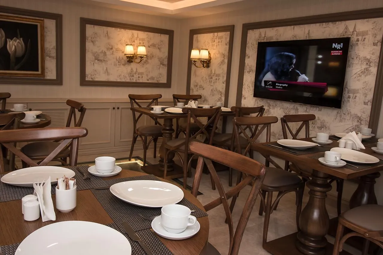 Istanbul Town Hotel 3*,